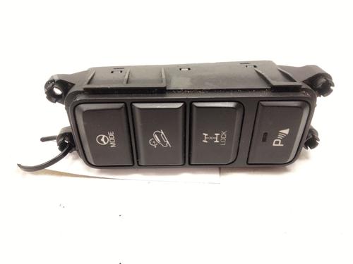 Used Electronic module HYUNDAI TUCSON (TL, TLE) 2.0 CRDi (136 hp) 22767485