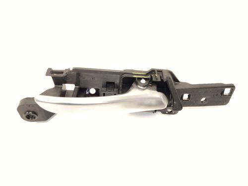 Used Rear right interior door handle BMW X6 (E71, E72) xDrive 40 d (306 hp) 30699724