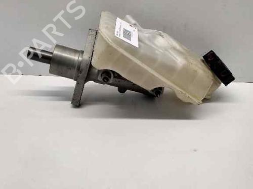 Used Brake master cylinder FORD FOCUS II (DA_, HCP, DP) [2004-2013]  7533394