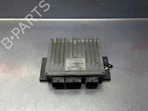 Used Engine control unit (ECU) RENAULT MEGANE II (BM0/1_, CM0/1_) [2001-2012]  150896