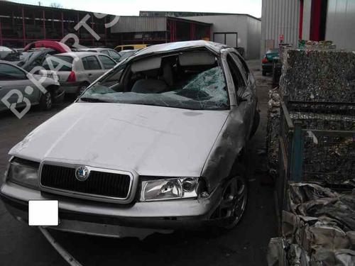 Engine control unit (ECU) SKODA OCTAVIA I (1U2)  | BP152332M57 