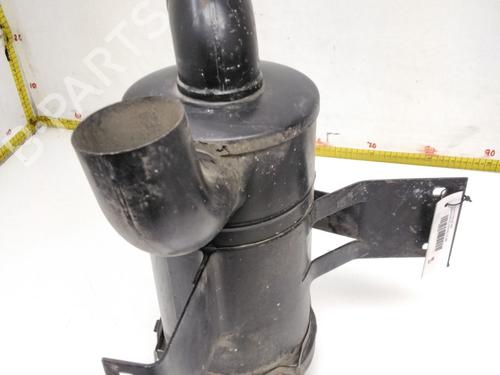 Used Air filter box NISSAN PATROL III/1 Station Wagon (W160) [1979-1989]  15844624
