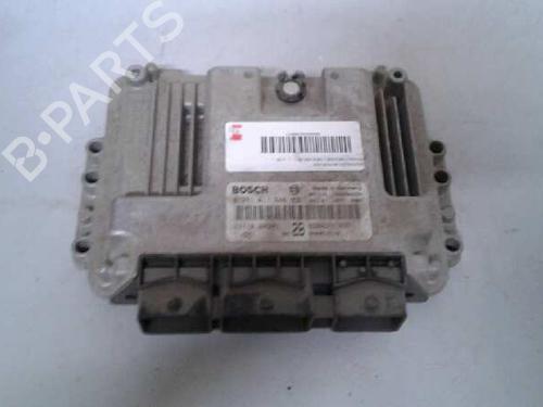 Used Engine control unit (ECU) RENAULT MEGANE II (BM0/1_, CM0/1_) [2001-2012]  5123472