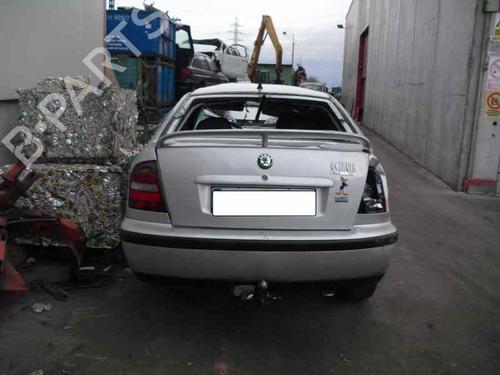 Engine control unit (ECU) SKODA OCTAVIA I (1U2)  | BP152332M57 