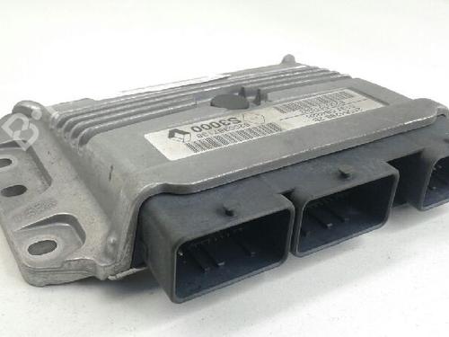 Motorstyringsenhed RENAULT SCÉNIC II (JM0/1_) [2003-2010]  7032875