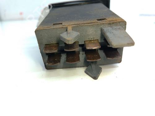 Warning switch SKODA SUPERB I (3U4) | BP35787860I22 - Image 3
