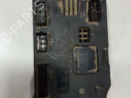 Used Fuse box MERCEDES-BENZ VITO Van (W638) [1997-2003]  12945300