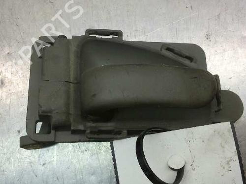 Used Front left interior door handle CITROËN XSARA PICASSO (N68) 2.0 HDi (90 hp) 3212364