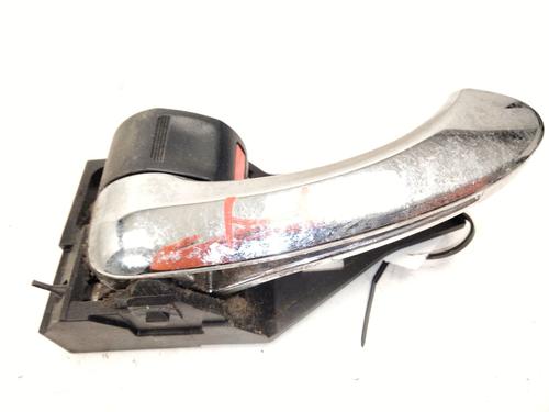 Used Front left interior door handle TOYOTA RAV 4 III (_A3_) [2005-2014]  29979353