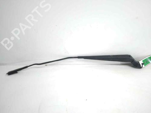 Used Front windshield wiper arm MERCEDES-BENZ VITO / MIXTO Van (W639) 109 CDI (639.601, 639.603, 639.605) (95 hp) 13388059