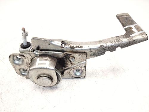 Venstre fortil lås LADA NIVA Closed Off-Road Vehicle (2121, 2131) 1700 i 4x4 (21213, 21214) (83 hp) 32189184