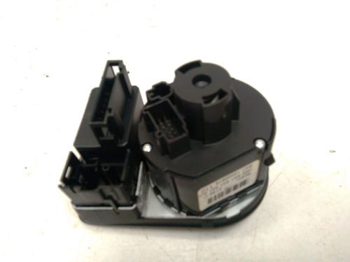 Headlight switch AUDI Q3 (8UB, 8UG) | BP37795536I24 - Image 2