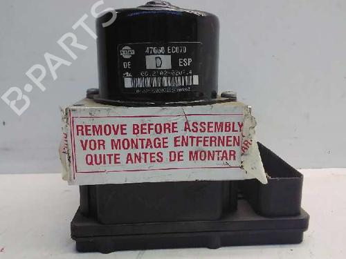 Used Control unit NISSAN PATHFINDER II (R50) 3.3 V6 4WD (170 hp) 25224851