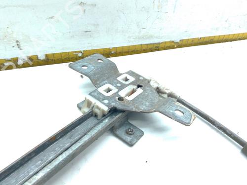 Front left window mechanism NISSAN TERRANO II (R20) 2.7 TDi 4WD | BP29754432C22 