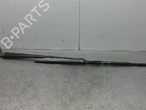 Used Front windshield wiper arm CHRYSLER VOYAGER IV (RG, RS) [1999-2008]  3468378