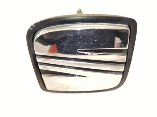 Used Tailgate handle SEAT LEON (1M1) 1.6 16 V (105 hp) 31854928