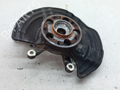 Used Left front steering knuckle MERCEDES-BENZ A-CLASS (W176) A 200 CDI / d (176.008) (136 hp) 26610921