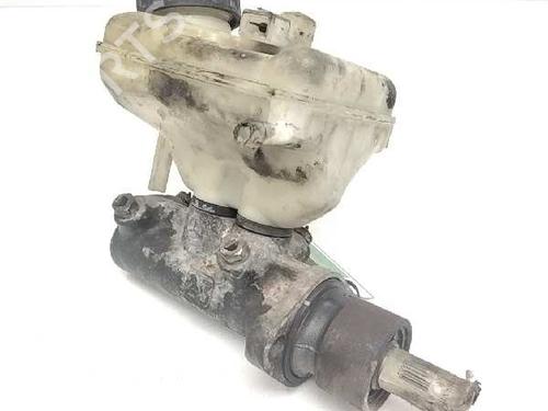 Used Brake master cylinder MERCEDES-BENZ VITO Van (W638) [1997-2003]  12830047