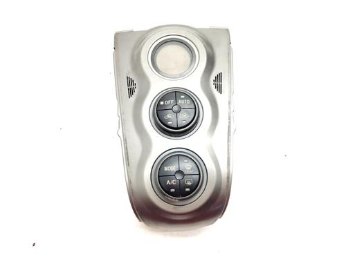 Commande Chauffage TOYOTA YARIS (_P13_) 1.4 D (NLP130_, NLP130) (90 hp) 17494048