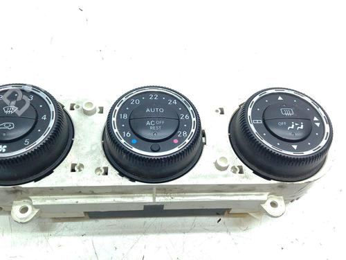Used Climate control Climate control 37521571 37521571