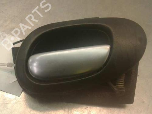Used Front right interior door handle PEUGEOT 206 SW (2E/K) 2.0 HDi (90 hp) 4395964
