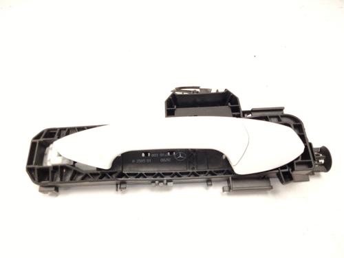Used Front right exterior door handle MERCEDES-BENZ C-CLASS Coupe (C204) C 220 CDI (204.302) (170 hp) 25229605