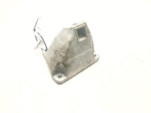 Used Engine mount Engine mount 32059620 32059620