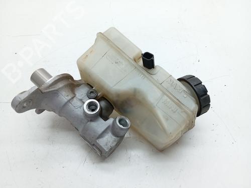 Used Brake master cylinder RENAULT CAPTUR I (J5_, H5_) [2013-2025]  28294931