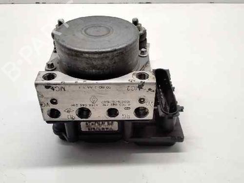ABS Bremseaggregat DACIA SANDERO 1.2 16V (75 hp) 8901721