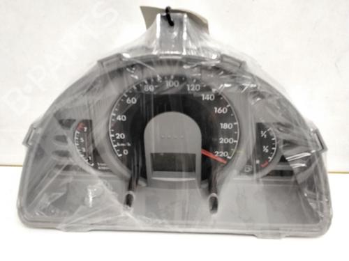 Instrument cluster VW FOX Hatchback (5Z1, 5Z3, 5Z4) 1.2 | BP5818731C47 