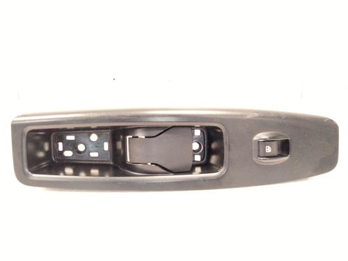 Højre fortil invendig håndtag FIAT DOBLO Cargo (263_) 1.3 D Multijet (263WXU1A, 263ZXU1A, 263WYB1A, 263ZYB1A) (95 hp) 32066119