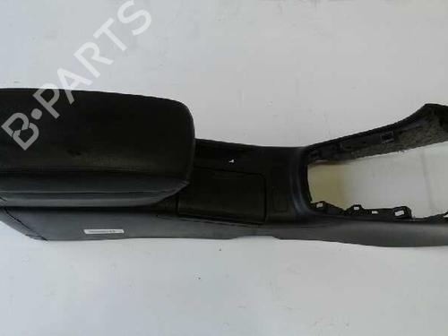 Middle console TOYOTA AVENSIS (_T25_) 2.2 D-4D (ADT251_, ADT251R) | BP11684056I22 