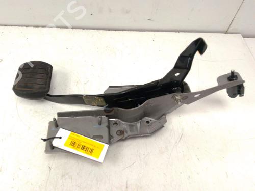 Used Break pedal Break pedal 38238597 38238597