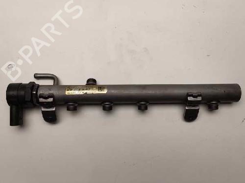 Used Injection rail Injection rail 15961921 15961921
