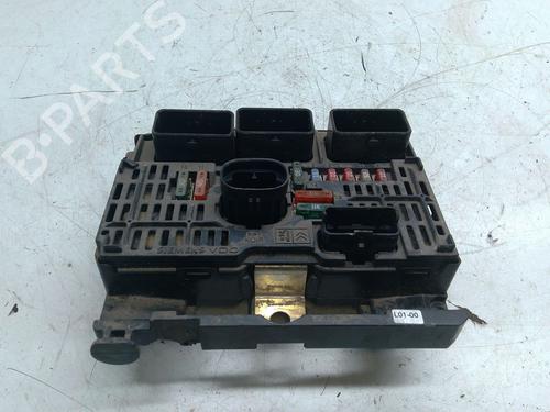 Used Fuse box PEUGEOT 407 (6D_) 2.0 HDi 135 (6DRHRH, 6DRHRE, 6DRHRG, 6DRHRJ) (136 hp) 29827140