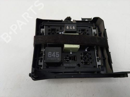 Used Fuse box Fuse box 37487489 37487489
