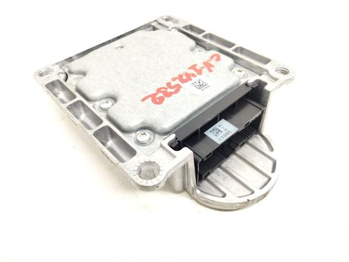Used ECU airbags BMW 1 (F20) 118 d (150 hp) 15819793