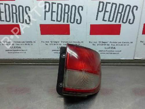 Used Left front fog light HYUNDAI H-1 Van (A1) [1997-2008]  1231214