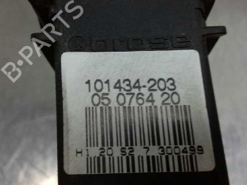 Right front window motor VW GOLF IV (1J1) 1.9 TDI | BP1043652E20 