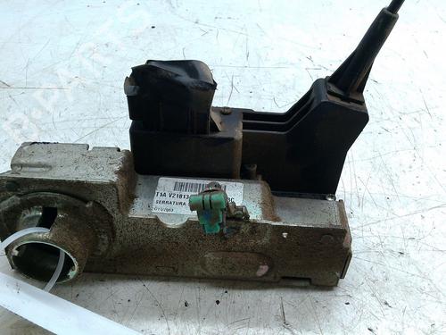 Used Front left lock FORD TRANSIT CONNECT (P65_, P70_, P80_) 1.8 Di (75 hp) 31572104