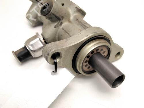 Used Brake master cylinder NISSAN NAVARA NP300 (D40) 2.5 dCi 4WD (174 hp) 17921855