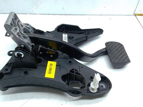 Used Break pedal Break pedal 37517689 37517689
