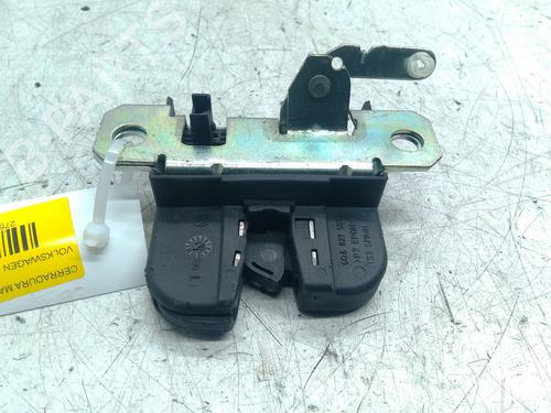 Used Tailgate lock VW POLO IV (9N_, 9A_) 1.4 16V (75 hp) 32779197