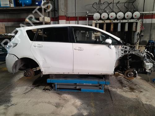 Brugte TOYOTA VERSO (_R2_) 2.0 D-4D (AUR20_, AUR20R) (124 hp) 4388901