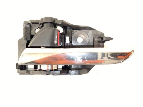 Used Rear left interior door handle MAZDA CX-30 (DM) SKYACTIV-G M Hybrid (122 hp) 23531193