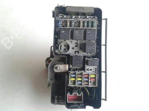 Used Fuse box Fuse box 9717751 9717751