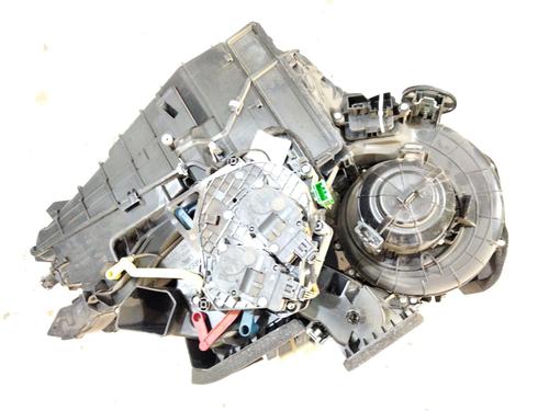 Used Heater matrix box Heater matrix box LAND ROVER DISCOVERY SPORT (L550) 2.0 D 4x4 (180 hp) 36111887 36111887