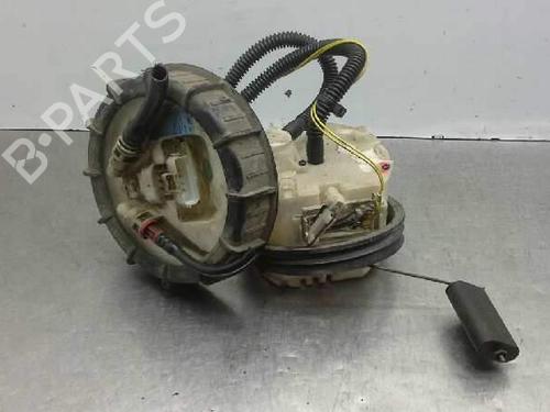 Used Fuel pump Fuel pump 1565971 1565971