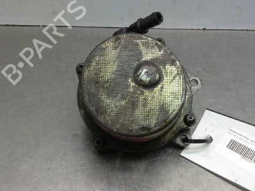 Used Vacuum pump AUDI A4 B6 Avant (8E5) 2.5 TDI (163 hp) 2521260