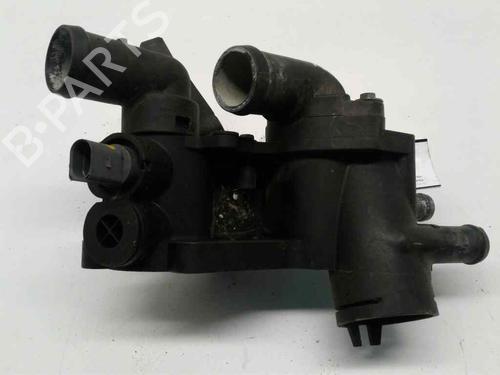 Used Thermostat housing VW POLO IV (9N_, 9A_) 1.4 16V (75 hp) 15662788